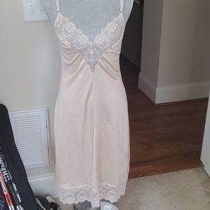 women's lily of France full slip nude 34 2066